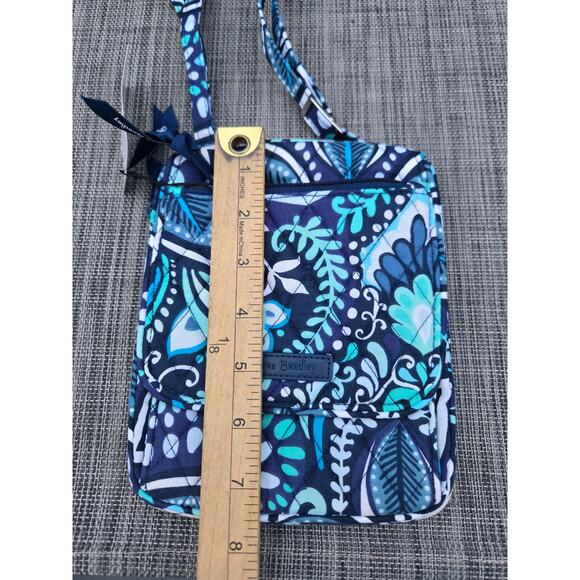 Vera Bradley Blue Island Medallion Mini Hipster Cross Body Shoulder Bag NWT - Picture 11 of 11